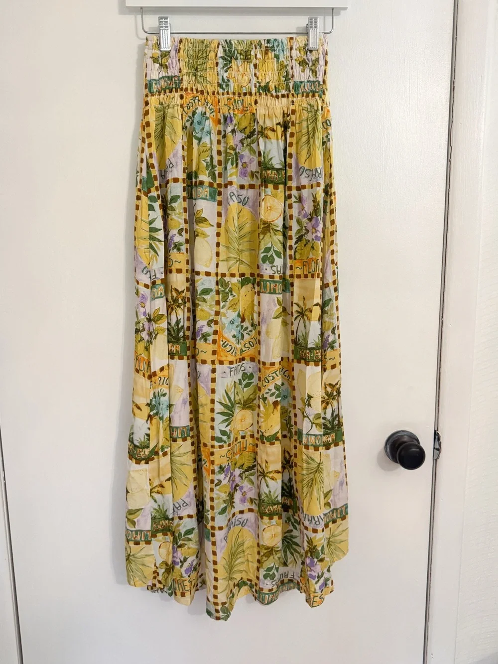 Vici Yellow Solera Tropical Print Maxi Skirt & Smocked Top Set NWOT size XS